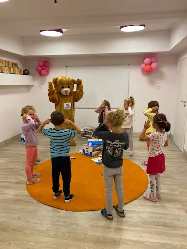 Greenwich - angielski dla dzieci z programem Teddy Eddie w Przedszkolu Mega Mocni we Włocławku